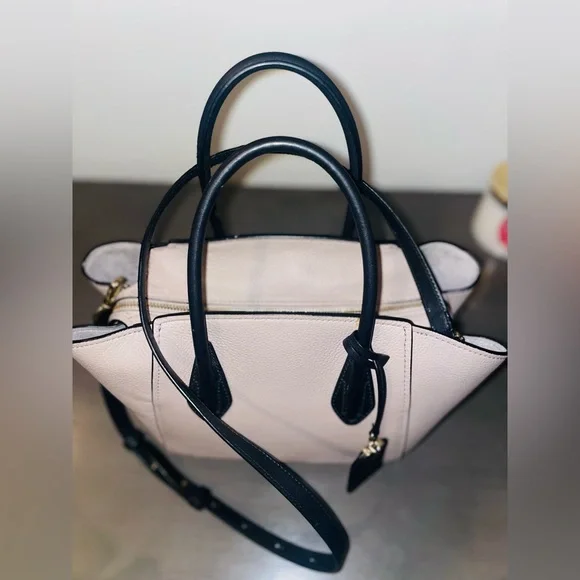 ♠️ Kate Spade Medium Satchel ♠️ - Picture 5 of 10
